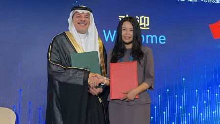 5��13�գ���������������������ɳ��ˮ��֣�SWA��ǩ����������¼