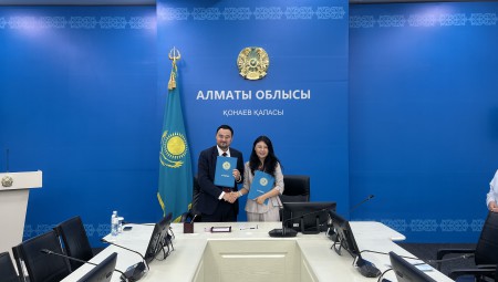 5��15�գ��������������������������˹̹����ľͼ������ǩ����������¼